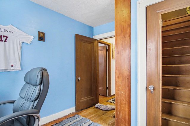 923 Myrtle Street NW, Grand Rapids, MI 49504