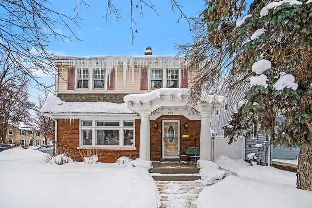 923 Myrtle Street NW, Grand Rapids, MI 49504