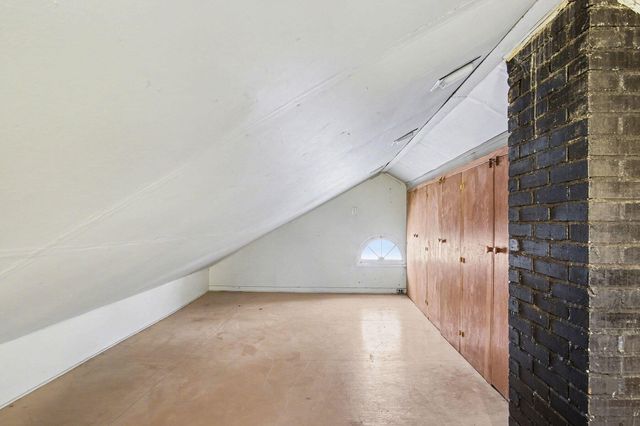 923 Myrtle Street NW, Grand Rapids, MI 49504