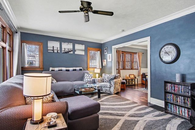 923 Myrtle Street NW, Grand Rapids, MI 49504