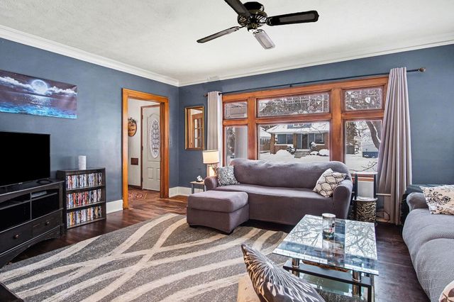 923 Myrtle Street NW, Grand Rapids, MI 49504