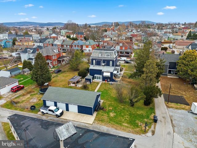 352 HIGH ST, Hanover, PA 17331