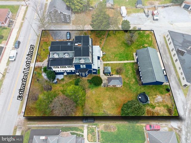 352 HIGH ST, Hanover, PA 17331