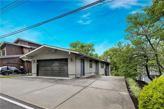 19 R Street, Lake Lotawana, MO 64086