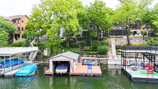 19 R Street, Lake Lotawana, MO 64086