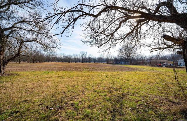 10601 Harper Rd, Little Rock, AR 72206