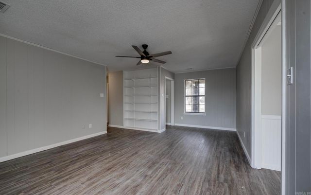 10601 Harper Rd, Little Rock, AR 72206