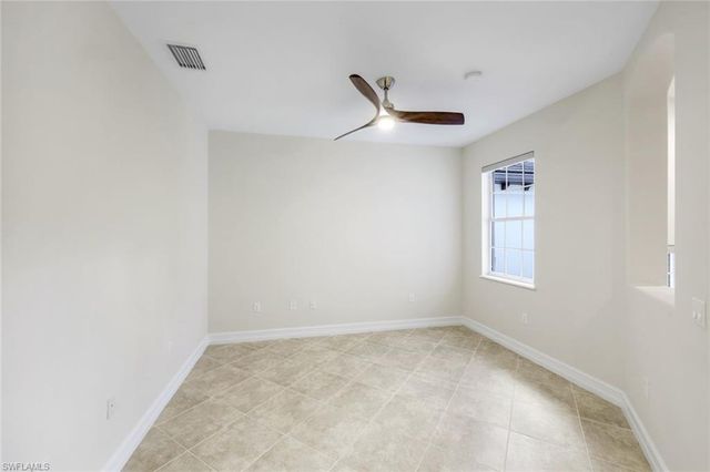 2040 Tarpon Bay DR N 201, Naples, FL 34119