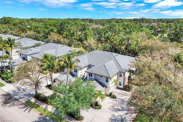 2040 Tarpon Bay DR N 201, Naples, FL 34119