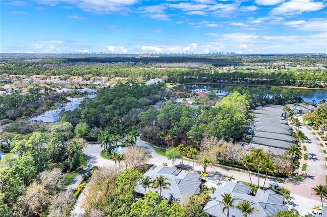 2040 Tarpon Bay DR N 201, Naples, FL 34119