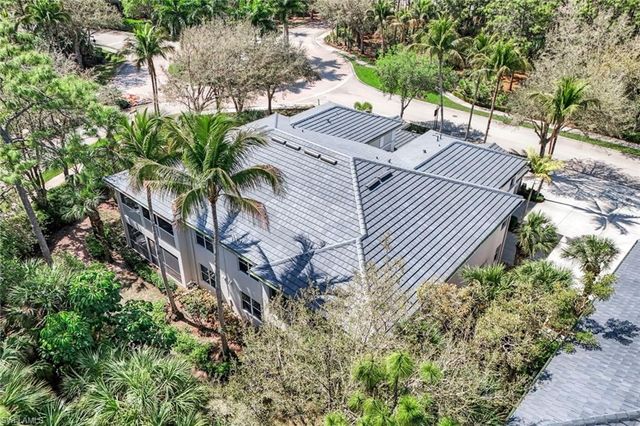 2040 Tarpon Bay DR N 201, Naples, FL 34119