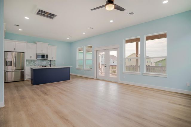 17518 Bristow Drive, Galveston, TX 77554