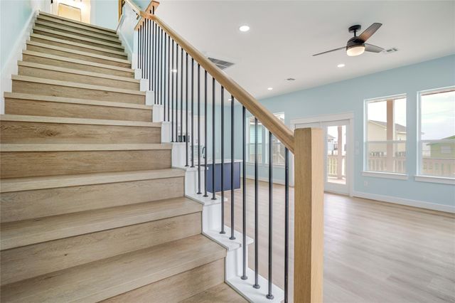 17518 Bristow Drive, Galveston, TX 77554