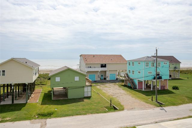 17518 Bristow Drive, Galveston, TX 77554