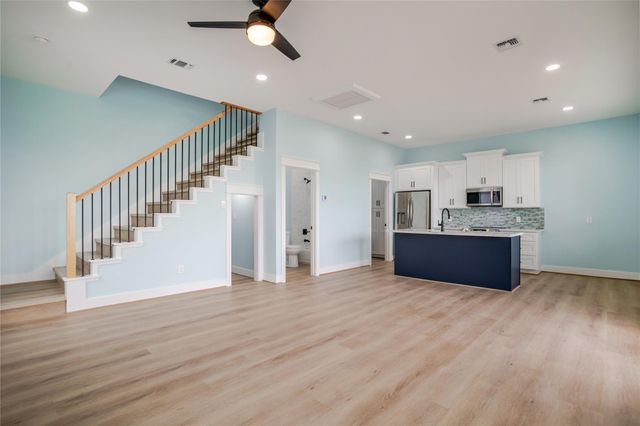 17518 Bristow Drive, Galveston, TX 77554