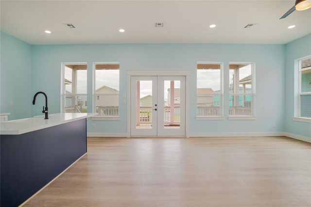 17518 Bristow Drive, Galveston, TX 77554