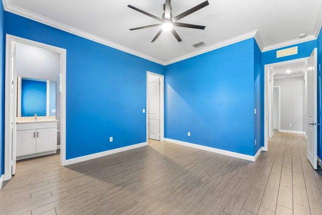 940 Hookline Circle, Loxahatchee, FL 33470