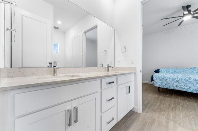 940 Hookline Circle, Loxahatchee, FL 33470