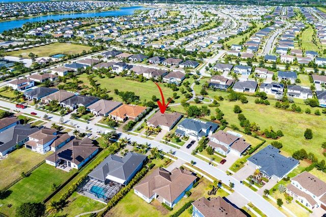 940 Hookline Circle, Loxahatchee, FL 33470