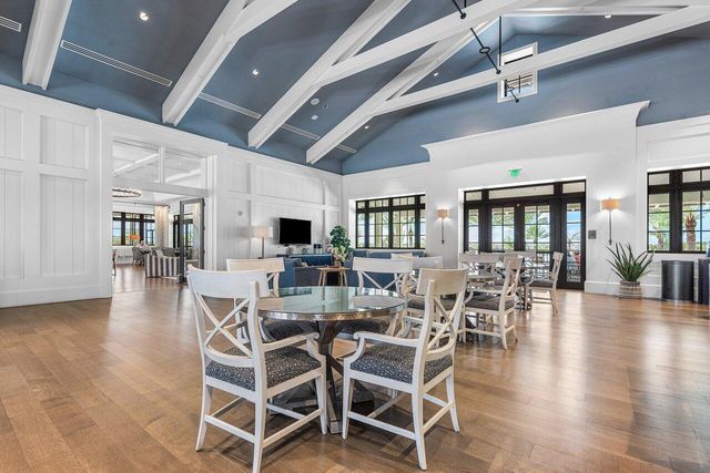 940 Hookline Circle, Loxahatchee, FL 33470