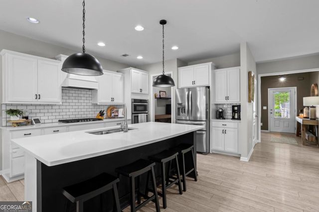 443 Timberleaf Road, Canton, GA 30115