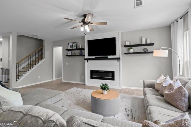 443 Timberleaf Road, Canton, GA 30115