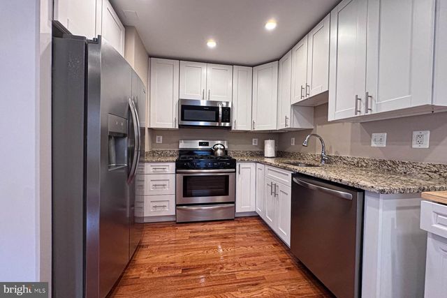 4029 1ST ST SW, Washington, DC 20032