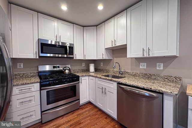 4029 1ST ST SW, Washington, DC 20032