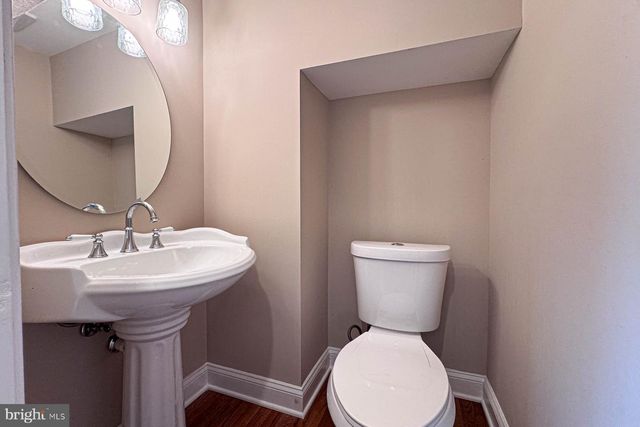 4029 1ST ST SW, Washington, DC 20032