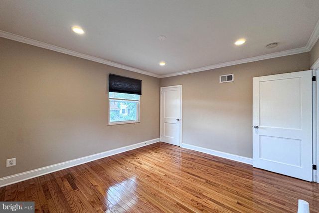 4029 1ST ST SW, Washington, DC 20032