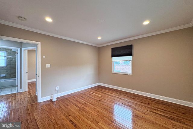 4029 1ST ST SW, Washington, DC 20032