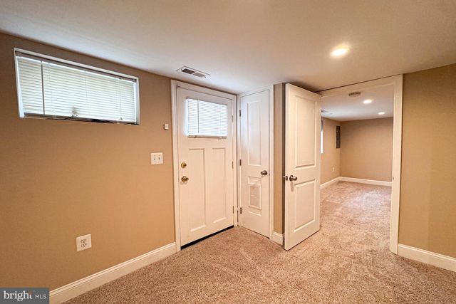 4029 1ST ST SW, Washington, DC 20032