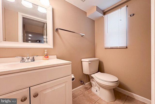 4029 1ST ST SW, Washington, DC 20032