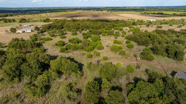 4977 County Road 1219, Rio Vista, TX 76093