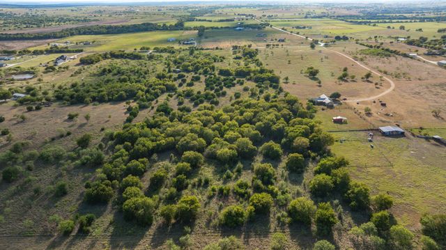 4977 County Road 1219, Rio Vista, TX 76093
