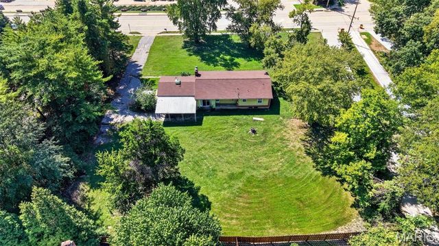 2458 Barrett Station Road, Ballwin, MO 63021