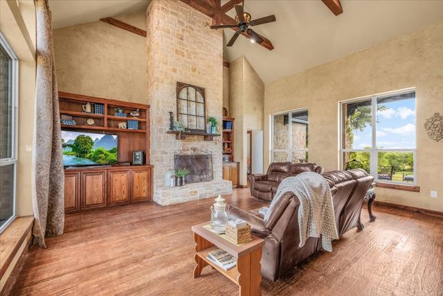 1145 Veal Station Road A, Weatherford, TX 76085