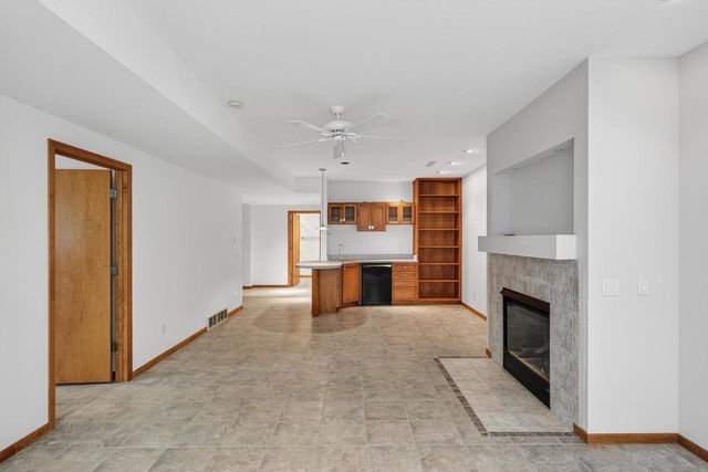 659 Acadia Way, Verona, WI 53593