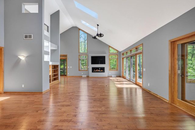 659 Acadia Way, Verona, WI 53593