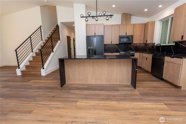 9060 Sea Mist Lane, Blaine, WA 98230