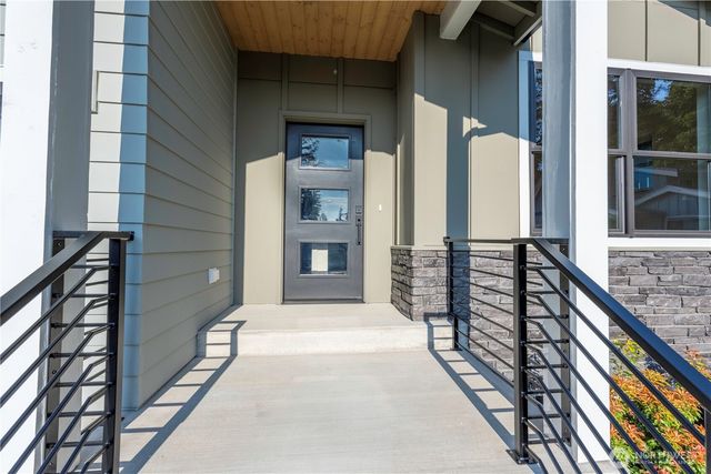 9060 Sea Mist Lane, Blaine, WA 98230