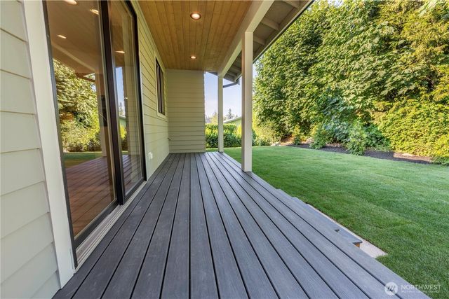 9060 Sea Mist Lane, Blaine, WA 98230