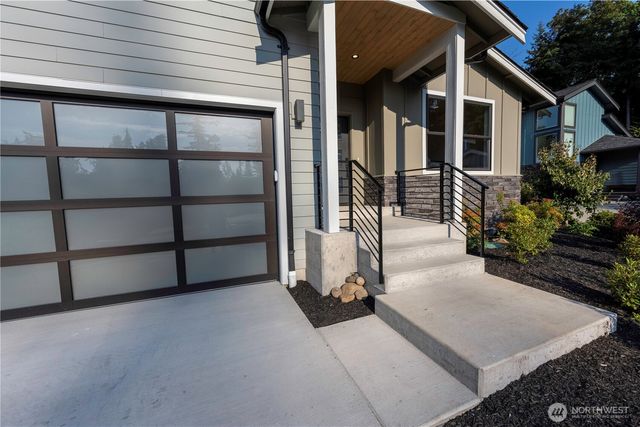 9060 Sea Mist Lane, Blaine, WA 98230