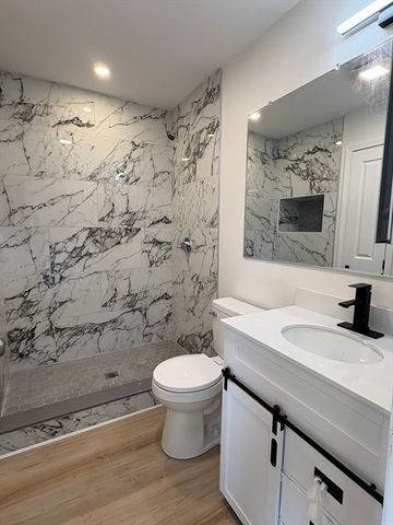 25 Lebanon St C, Fall River, MA 02723