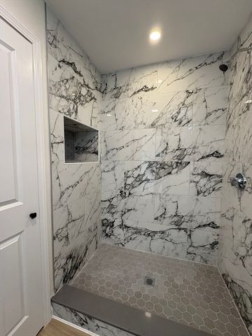 25 Lebanon St C, Fall River, MA 02723