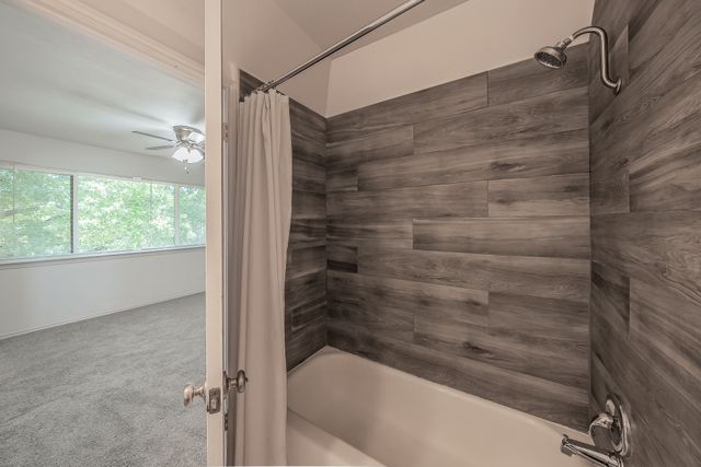 8404 Forest Lane 305, Dallas, TX 75243