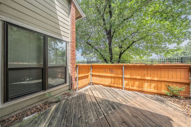 8404 Forest Lane 305, Dallas, TX 75243
