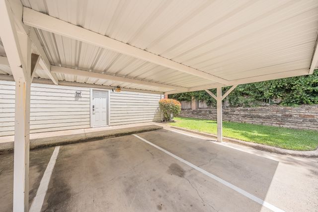 8404 Forest Lane 305, Dallas, TX 75243