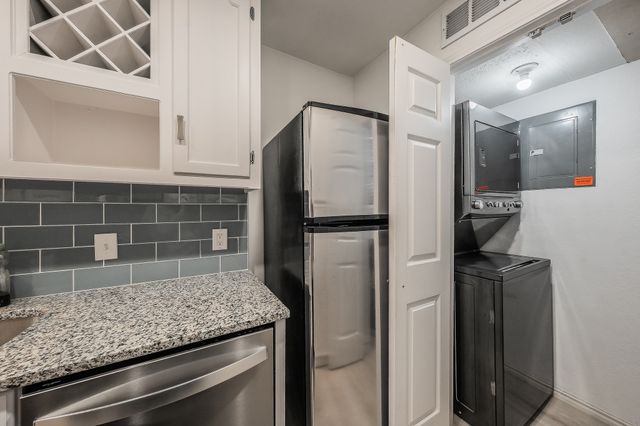 8404 Forest Lane 305, Dallas, TX 75243