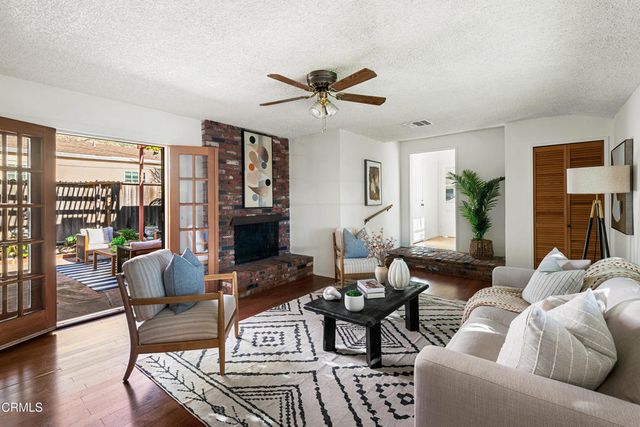 1563 Valencia Avenue, Pasadena, CA 91104